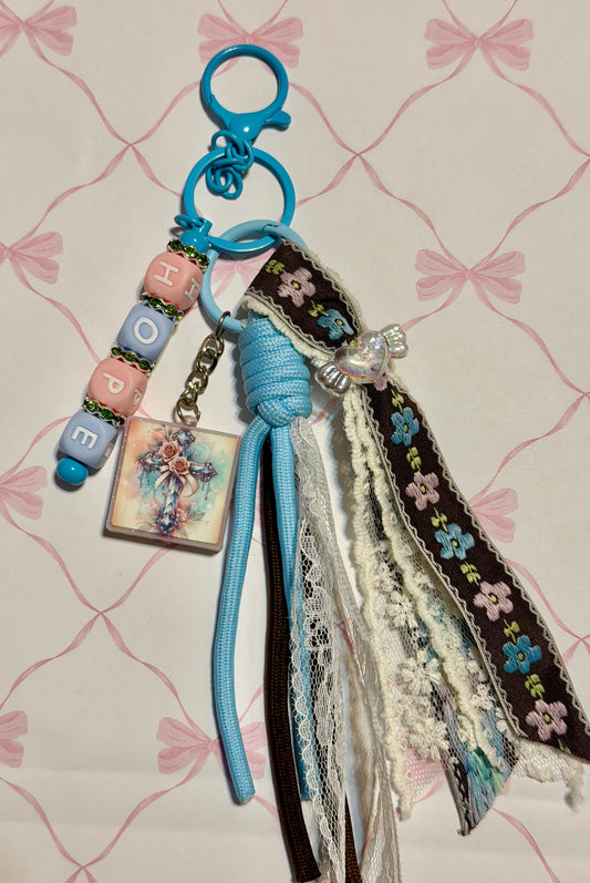 DELUXE KEYCHAINS